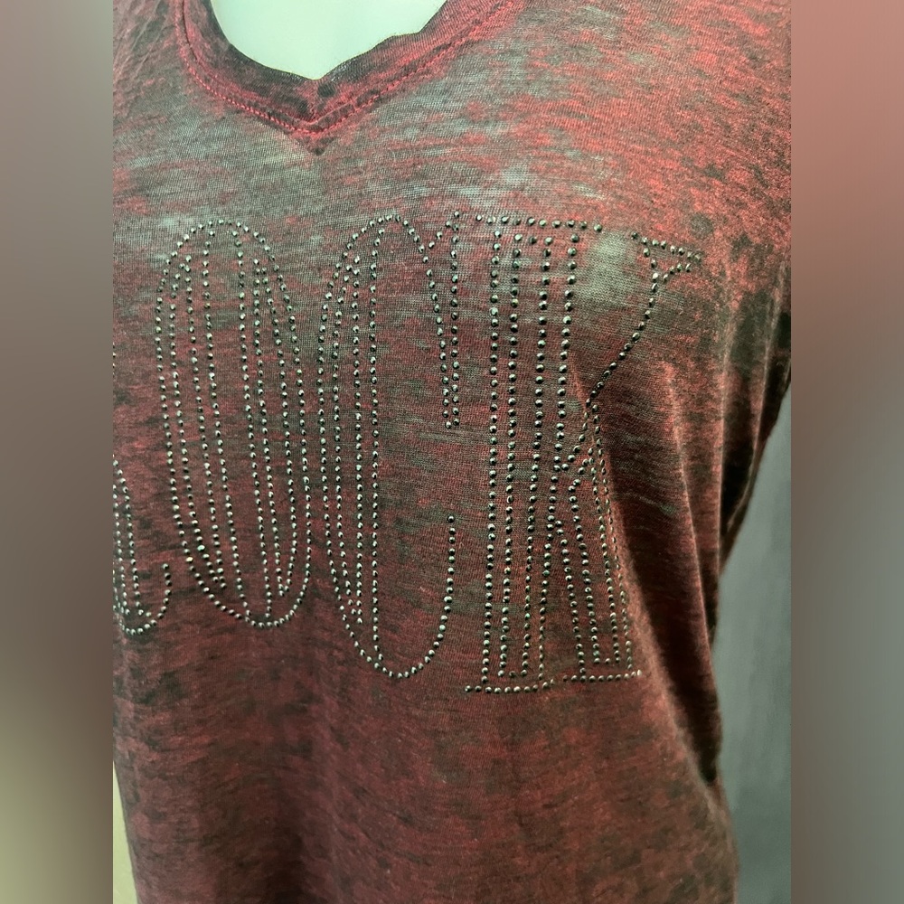 Rock & Republic “Rock” Red & Black Short Sleeve Top - Picture 4 of 9